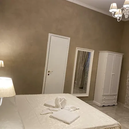 Boutique Hotel Calais Milano - Jcube Hotellerie-2