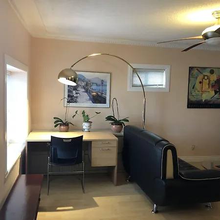 Cozy Bedrooms Guest House-2