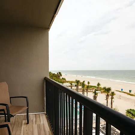 Aventura On The Ocean-3