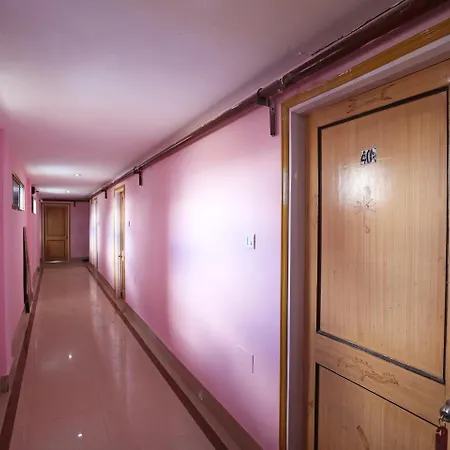 Oyo Hotel Keshari-2