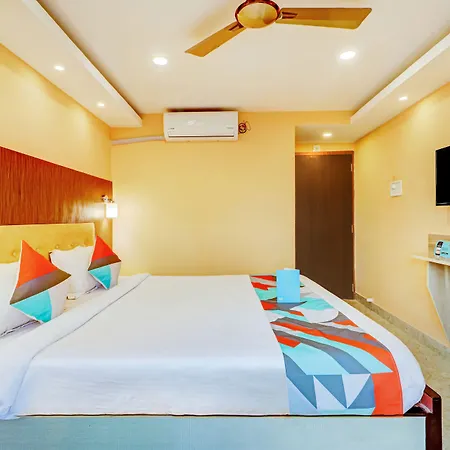 Fabhotel Step Inn-3