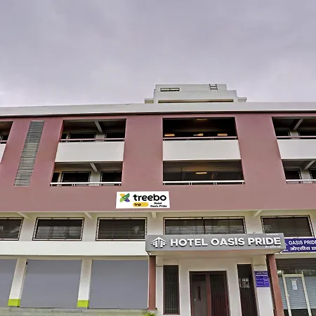 Itsy Hotels Oasis Pride-3