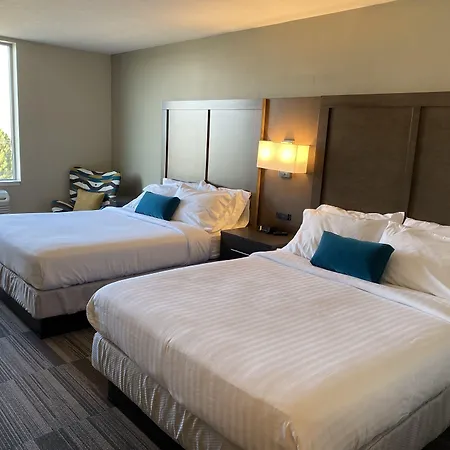 Simple Suites Boise Airport-3