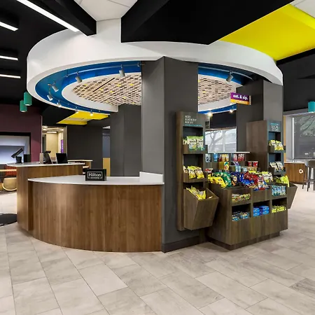 Tru By Hilton Dallas Market Center-2
