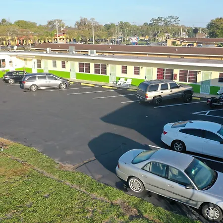 Sandman Inn Motel-3