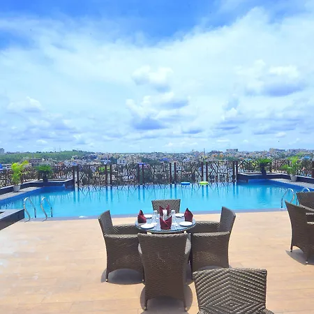 Pipul Padmaja Premium Hotel-2