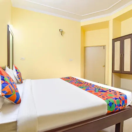 Fabhotel Rajlaxmi Palace - Ashok Vihar Metro Station-2