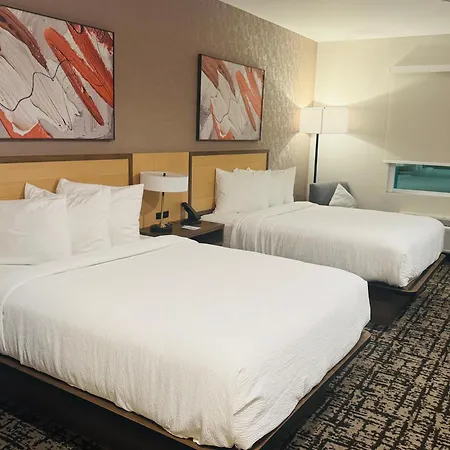 Best Western Plus Pearland/Houston Medical Center Hotel-3