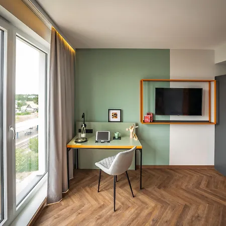 Loginn Hotel Berlin Airport-3