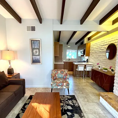 Atrium Palm Springs - G A Y Mens Resort-3