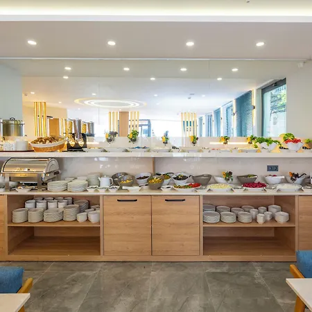 Diamond Luxury Hotel-3