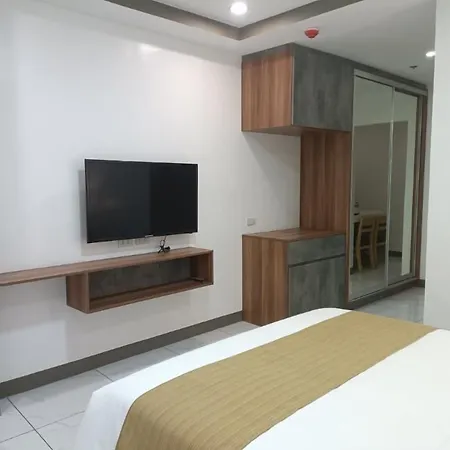 Rosh Hotel-3