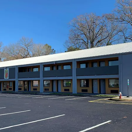 Super 8 By Wyndham Newport News-3