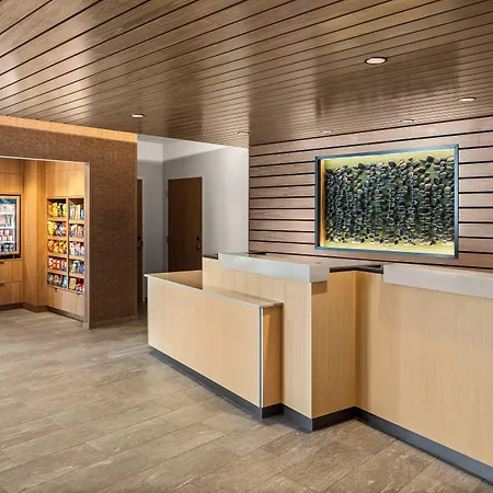 Fairfield By Marriott Inn & Suites Duluth-2