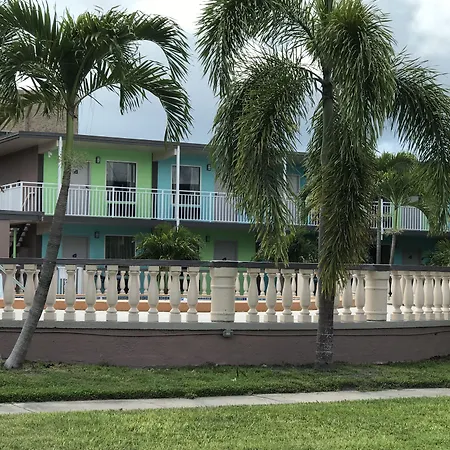 Tropical Inn & Suites, Downtown Clearwater-3
