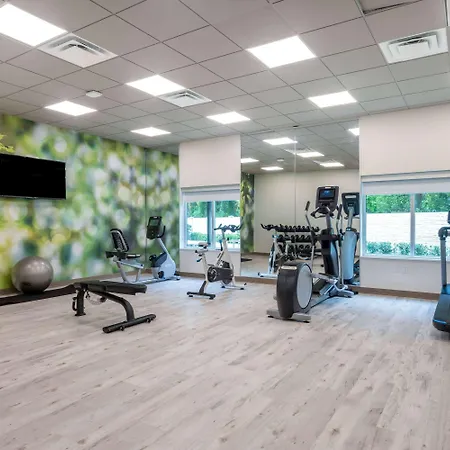 Wyndham Garden Orlando Airport - Free Airport Shuttle - Park N' Fly Available-3