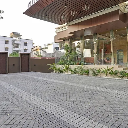 Treebo Premium Golden Bliss Trimurti Nagar Square-2