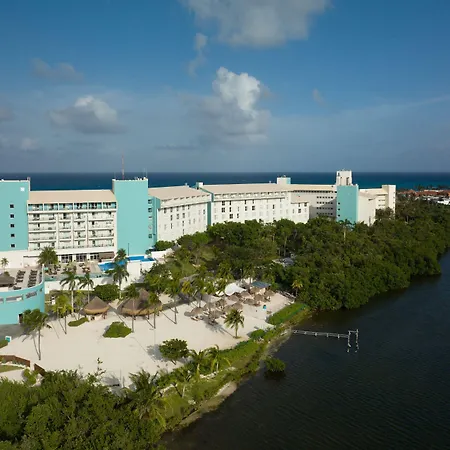 The Westin Cancun Resort Villas & Spa-2
