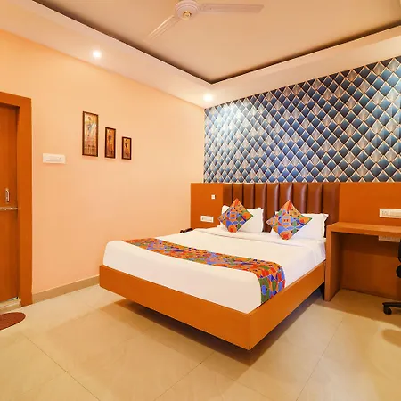 Fabhotel Shanti International-3