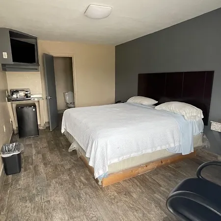 Economy Inn-2