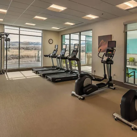 Springhill Suites By Marriott Reno-3