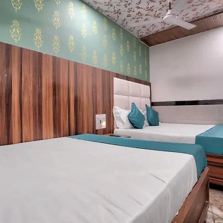 Hotel Tip Top Residency-3