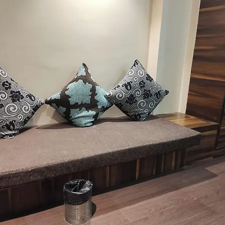 Hotel Rang Mahal Near Jaipur International Airport-3