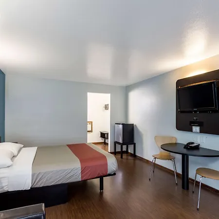 Motel 6 University Missoula-2