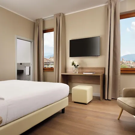 Essence Hotel-3