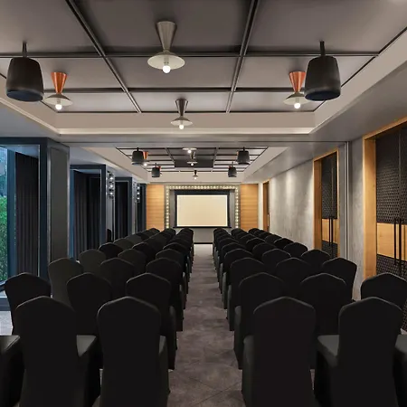 Moxy Mumbai Andheri West-3