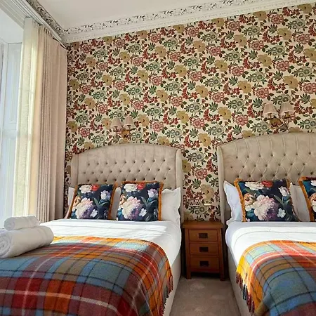 Armadillo Guest House- Adults Only-3