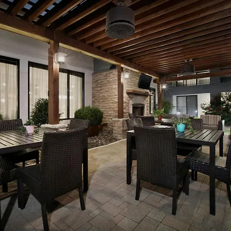Courtyard By Marriott Dallas Dfw Airport North/Irving-3