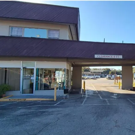 Arrow Motel By Oyo Near Downtown-3