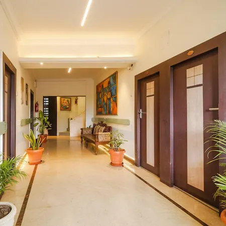 Fabhotel Shravan - Nr Eternity Mall-3