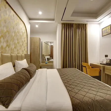 Hotel Premium Suites Near Delhi Airport-3