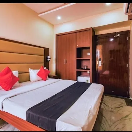 Hotel Gulshan Plaza-2