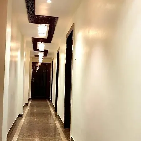 Hotel Gulshan Plaza-3