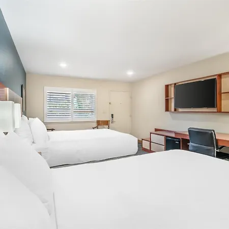 Best Western Plus Clocktower Inn-2