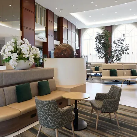 Holiday Inn & Suites Montreal Airport By Ihg-3