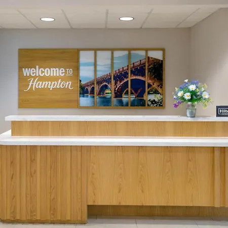 Hampton Inn & Suites-Austin Airport-2