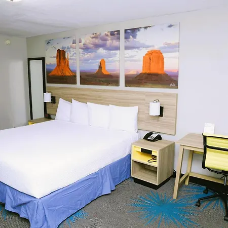 Days Inn By Wyndham East Albuquerque 'Newly Renovated'-2