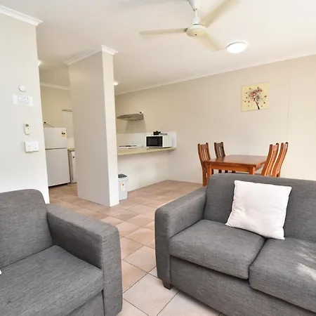 Tradewinds Mcleod Holiday Apartments-3