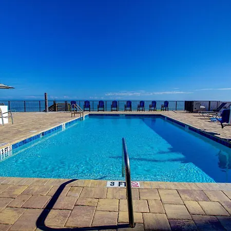 La Bella Inn - Pool Open-3
