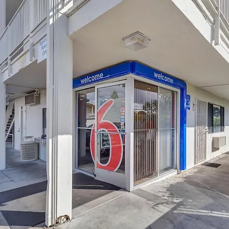Motel 6 Santa Rosa - South-3