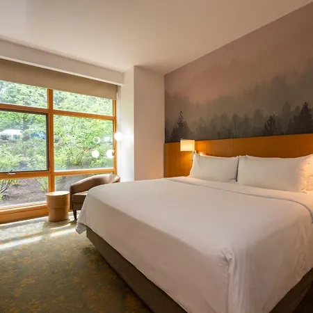 Cedarbrook Lodge-3