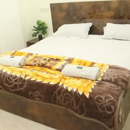 Hotel Pariwar-2