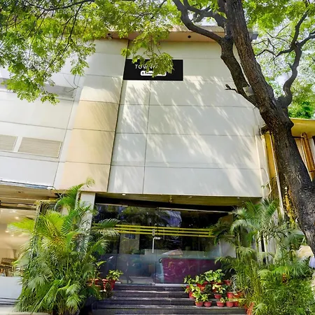 Townhouse Andheri Sakinaka Metro Formerly Hotel Amour-3