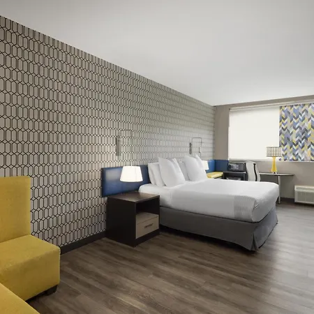 Glo Best Western Nashville Airport-3