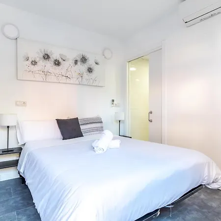 Ayz Ulises - Auto Check-In Property-3