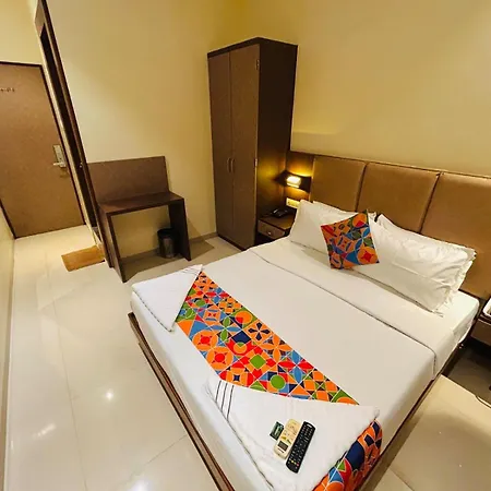 Hotel West Inn-Near Mumbai International Airport-3